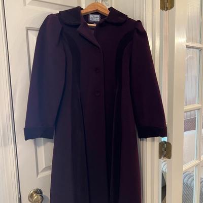 Rothschild Children's VTG 100% Wool Dress Coat Velvet Applique cuffs & Collar