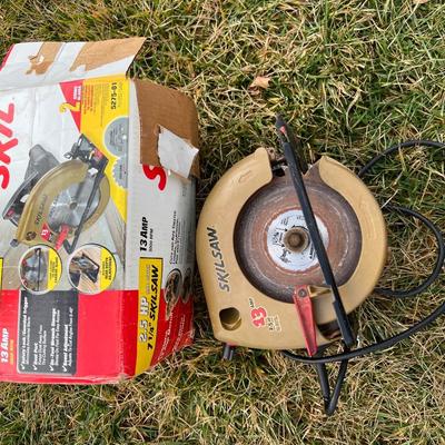 SkilSaw: 7 1/4 inches- 2.5 horsepower