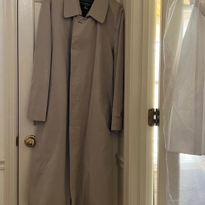 Hart Schaffner & Marx Gold Trumperter Lined Trench Coat 100% imported cotton