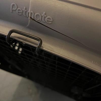 Beige & Brown Petmate Dog Kennel