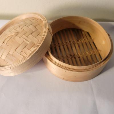 Bamboo Steamer Basket and Sets of Chopsticks (K-DW)