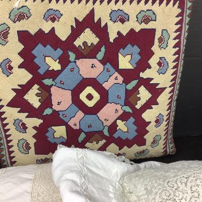 1530 Antique Linen & Lace Lot & Needlepoint Pillow