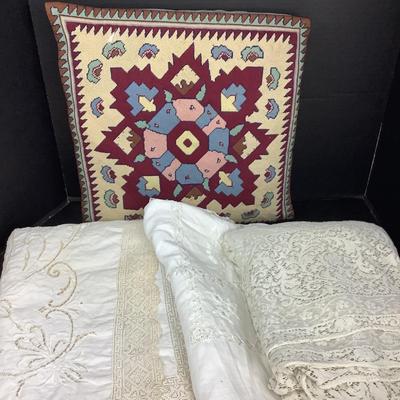 1530 Antique Linen & Lace Lot & Needlepoint Pillow