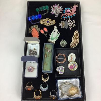 1544 Costume Jewelry Lot