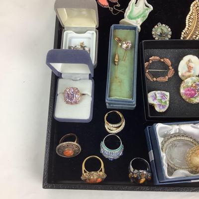 1544 Costume Jewelry Lot