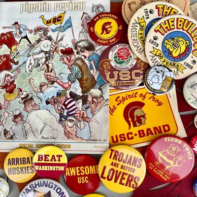 LOT 62  GROUP OF SOUVENIR BUTTONS & COASTERS USC BEER POLITICAL NOVELTY