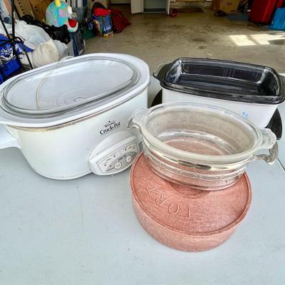 LOT 64  RIVAL CROCKPOT & RIVAL SLOW COOKER TORTILLA KEEPER BAKE/SERVE WARE