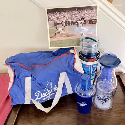 LOT 67  DODGERS FAN SOUVENIR GROUP DUFFLE 1962 UNION 76 PHOTO CUPS CARAFE ETC.