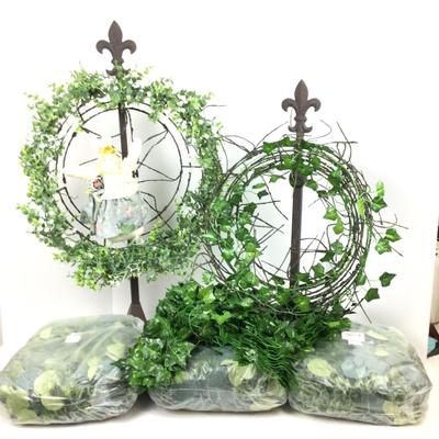 1285 Lot of Artificial Spring Wreaths