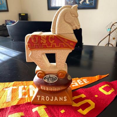 LOT 78   USC TROJAN HORSE DECANTER