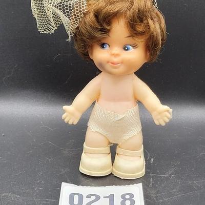 Vintage UNEEDA Peewee Doll