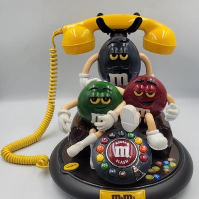 M&M's Animated Phone