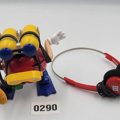 M&M's Spear Fisherman Radio