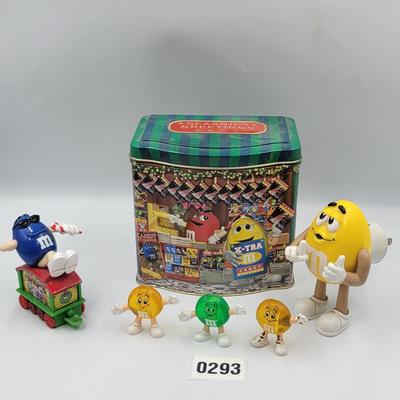 Vintage M&M's Seasons Greetings Tin