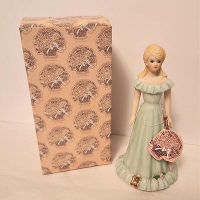 Lot #5  VIntage Growing Up Birthday Girl figurine, age 15 - with box