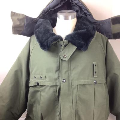 1323 Men's Lot-Hats & Coat