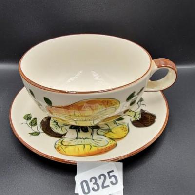 Mushroom Bowl and Desert Plate Lot 1