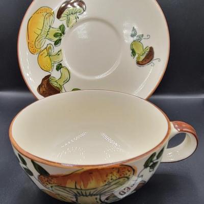 Mushroom Bowl and Desert Plate Lot 3