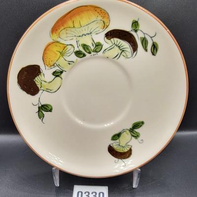 Mushroom Bowl and Desert Plate Lot 6