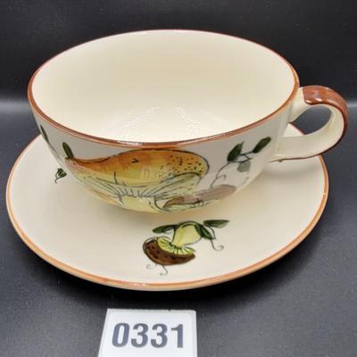 Mushroom Bowl and Desert Plate Lot 7
