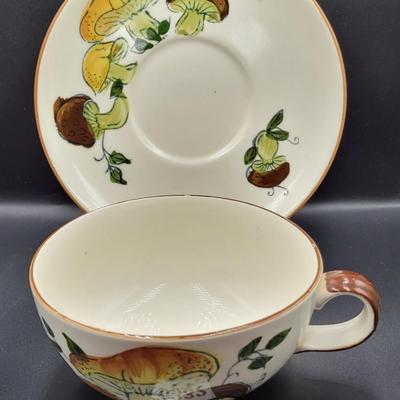 Mushroom Desert Plate and Bowl Lot 8