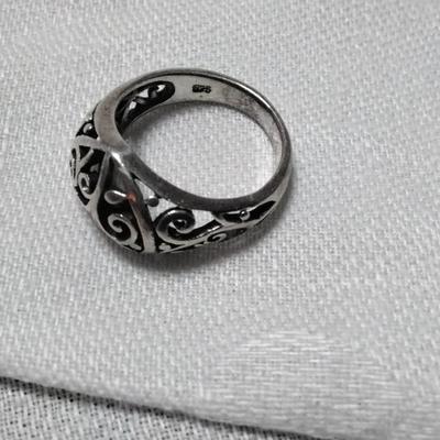 Intricate Lacework Heart 925 Ring Size 5