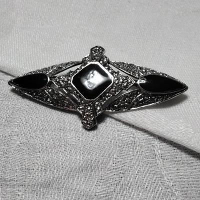 Lia Sophia Black Onyx Brooch