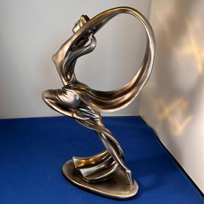 ART DECO FEMALE FIGURAL STATUE