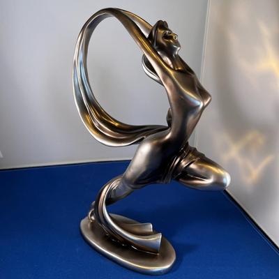 ART DECO FEMALE FIGURAL STATUE