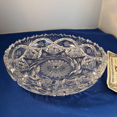 ELEGANT CUT CRYSTAL BOWL