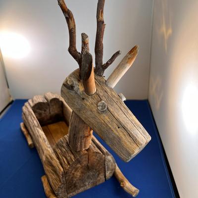 FUN RUSTIC WOOD DEER PLANTER
