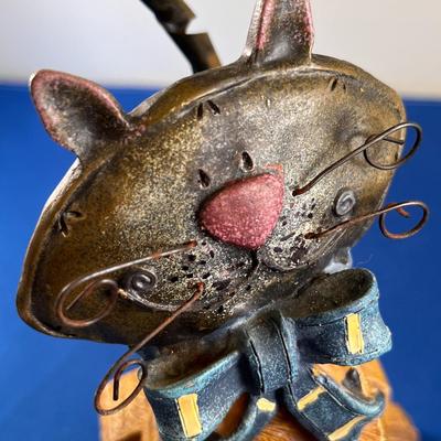 WHIMSICAL CAT SCULPTURE