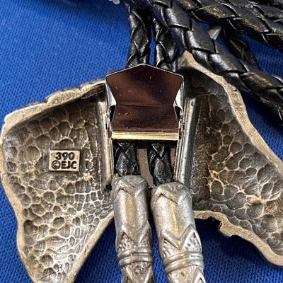COOL HORSEHEAD BOLO TIE