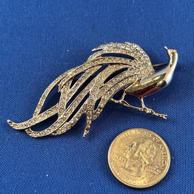 RHINESTONE, SILVER PEACOCK PIN