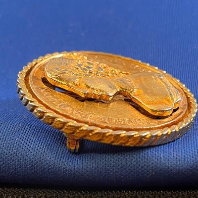 RAISED BUST FAUX COIN PIN