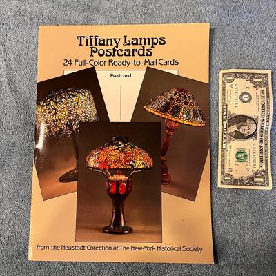 TIFFANY LAMPS POST CARD SET