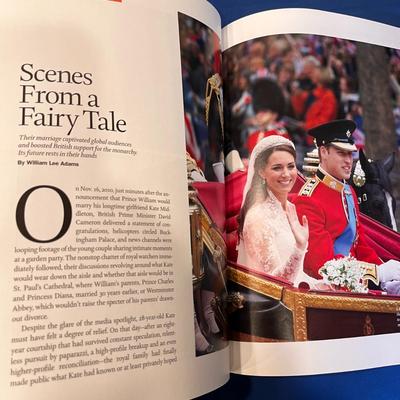 QUEEN ELIZABETH II 60TH YEAR REIGN BOOK