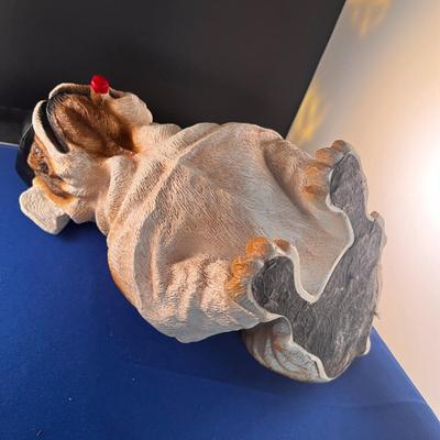 CIGAR SMOKING BULLDOG STATUE