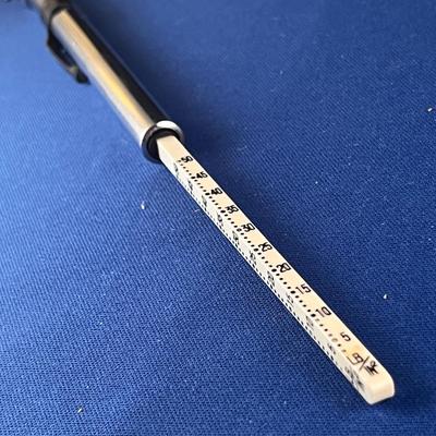 TIRE PRESSURE GAUGE POCKET CLIP