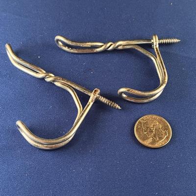 VINTAGE TWISTED WIRE COAT HOOKS