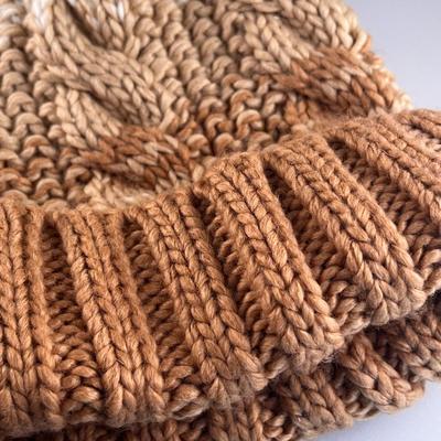 STYLING WINTER STOCKING CAP w/TASSLE