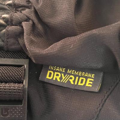 EXCELLENT BURTON SNOW MITTS 