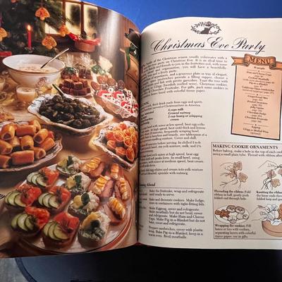 ALL AMERICAN COOKBOOK
