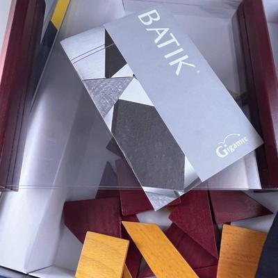 FUNDEX INTL GAMES â€œBATIKâ€ GAME