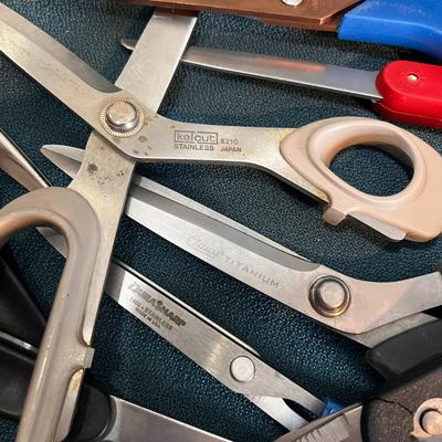 ASSORTED SCISSORS X 8