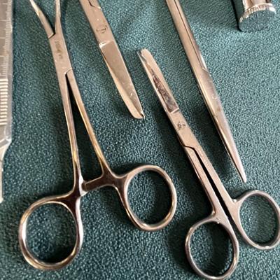 MD SURGICAL INSTRUMENTS ASSORTMENT x10