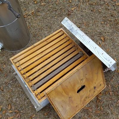 Misc. Bee Keeping Lot