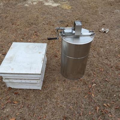 Misc. Bee Keeping Lot