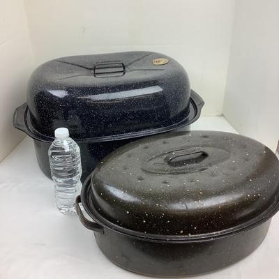 1354 Vintage Enamelware Roasters