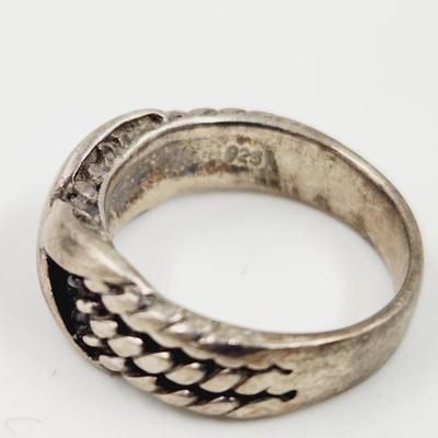 .925 SILVER X ROPED RING SIZE 6